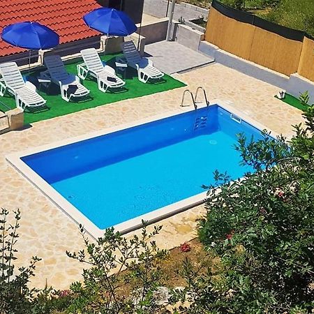 Holiday Home Dijamant Kučiće Dış mekan fotoğraf
