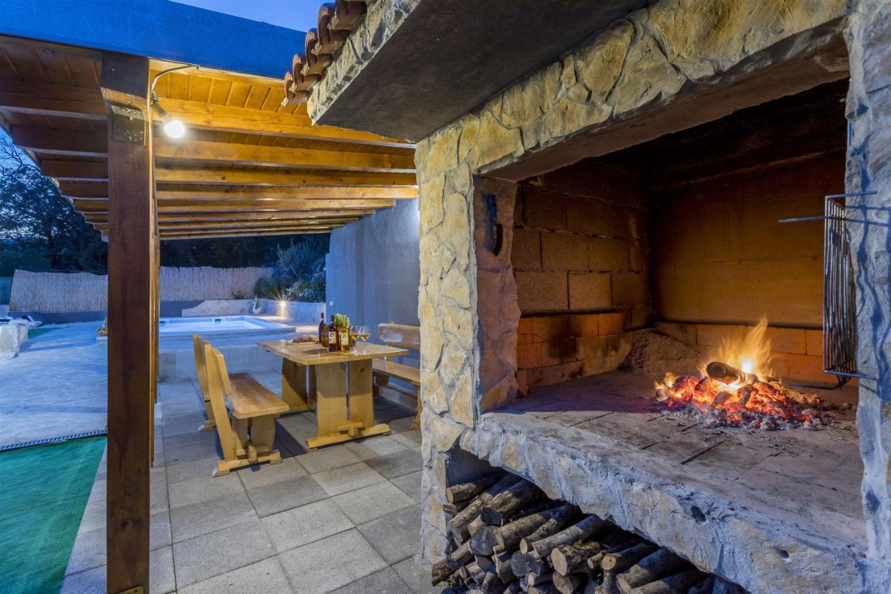 Holiday Home Dijamant Kučiće Dış mekan fotoğraf
