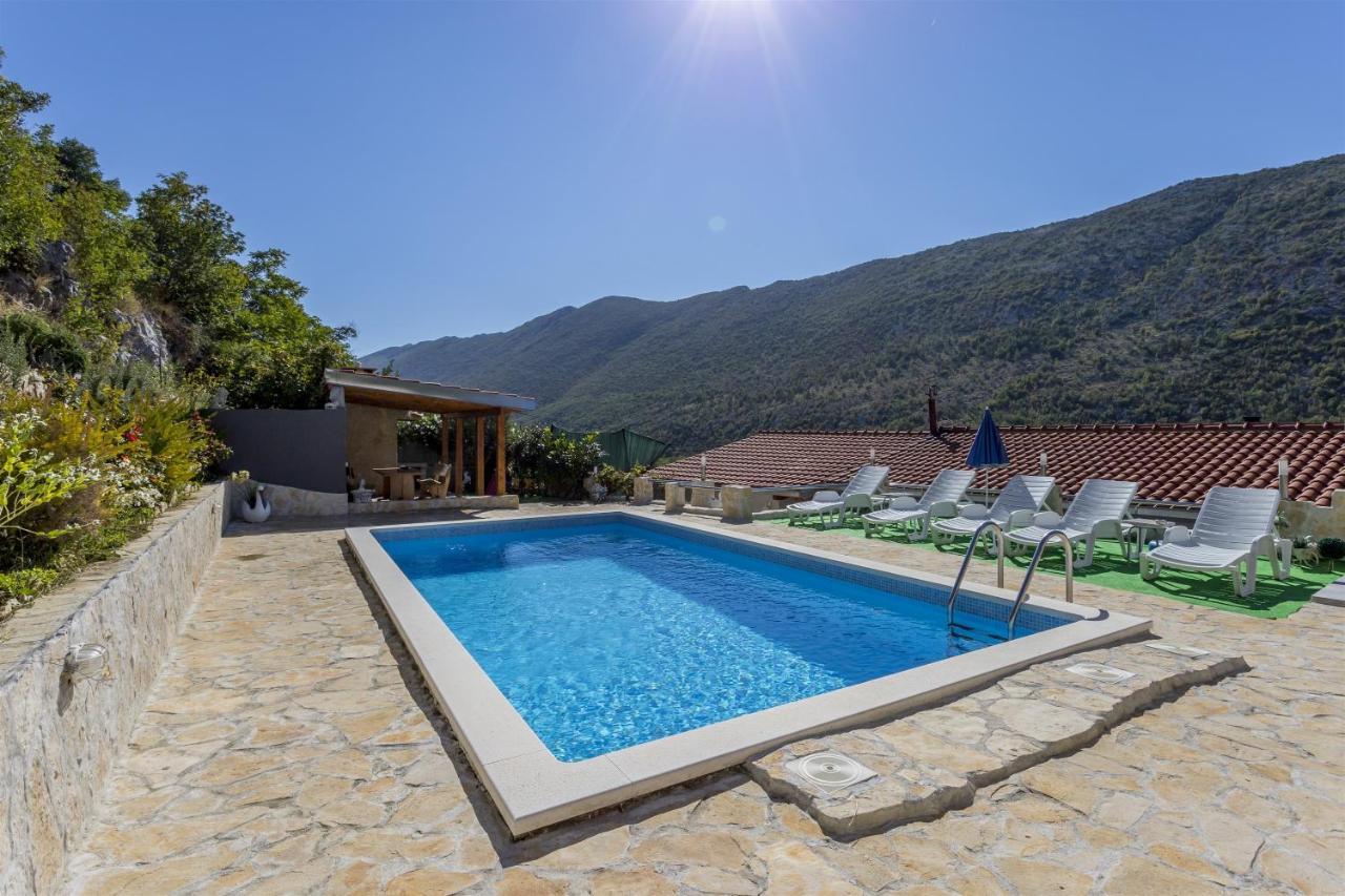Holiday Home Dijamant Kučiće Dış mekan fotoğraf