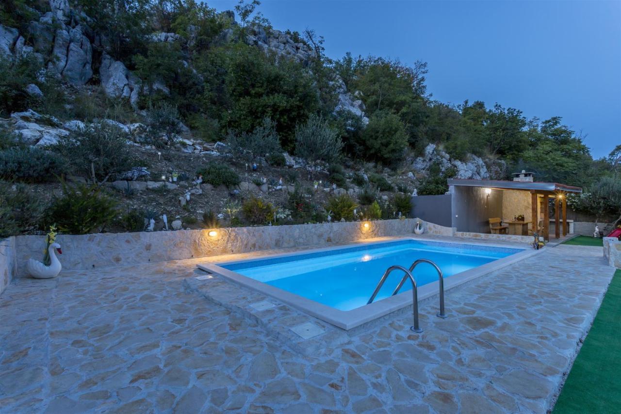 Holiday Home Dijamant Kučiće Dış mekan fotoğraf