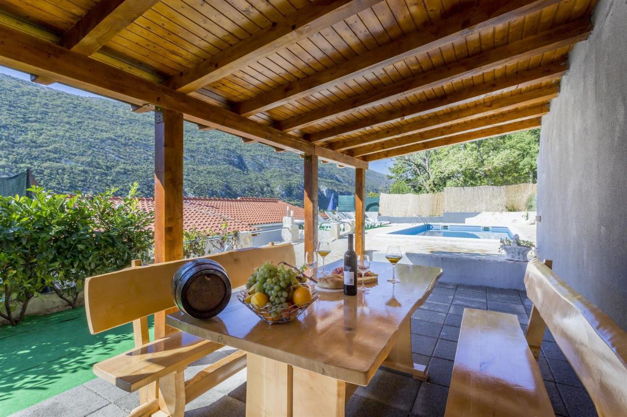 Holiday Home Dijamant Kučiće Dış mekan fotoğraf