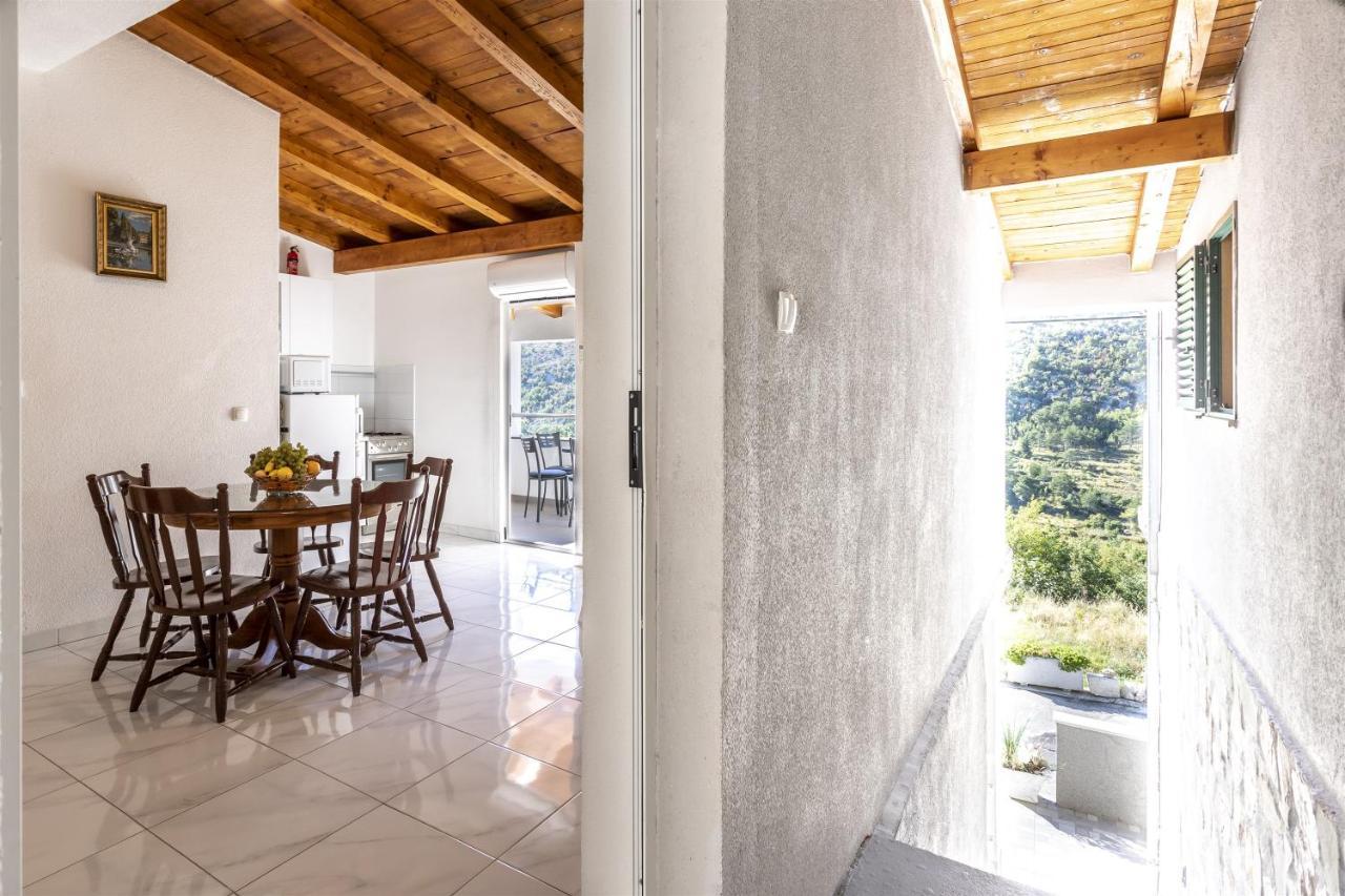 Holiday Home Dijamant Kučiće Dış mekan fotoğraf