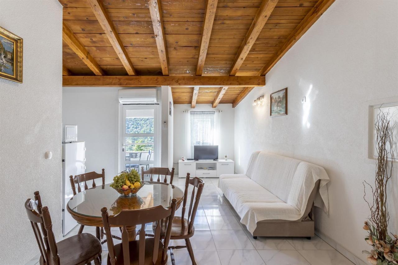 Holiday Home Dijamant Kučiće Dış mekan fotoğraf