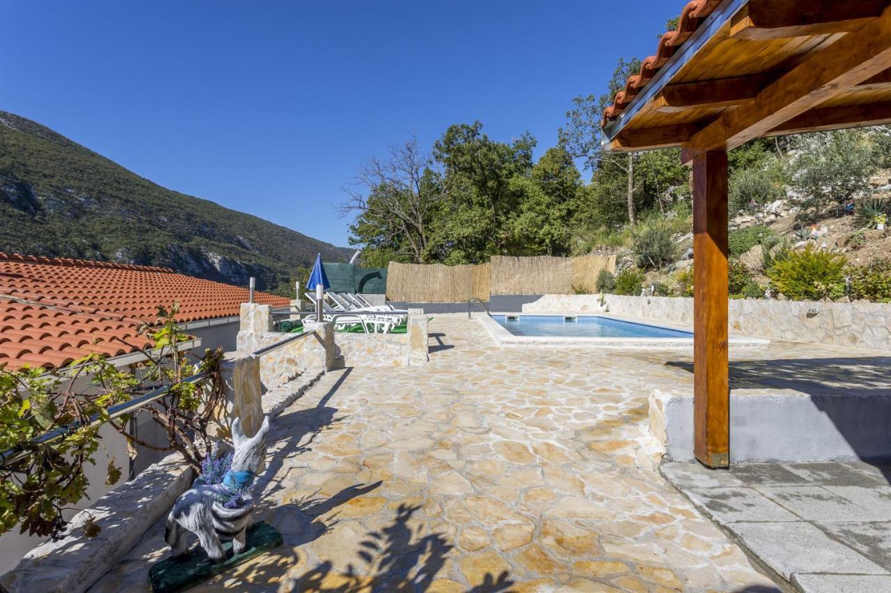 Holiday Home Dijamant Kučiće Dış mekan fotoğraf