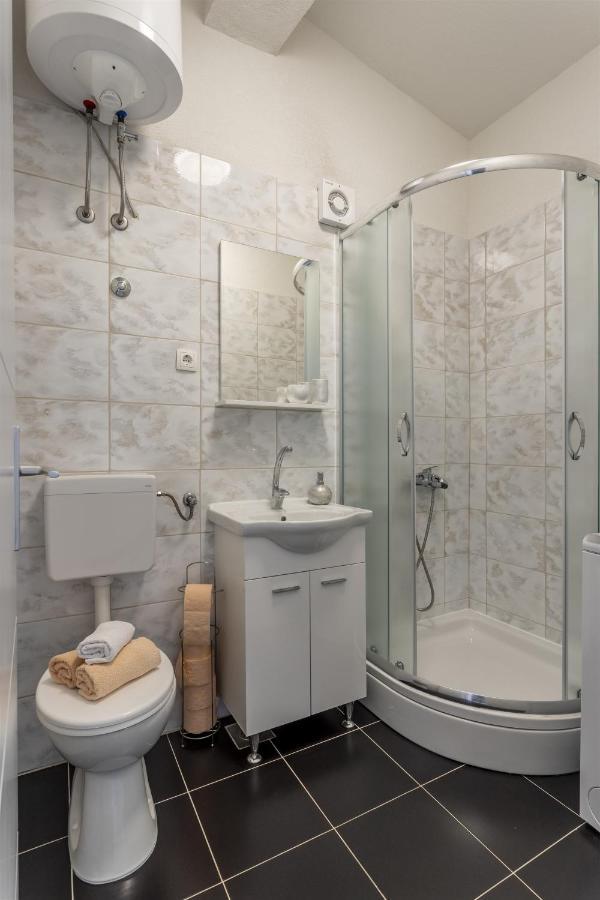 Holiday Home Dijamant Kučiće Dış mekan fotoğraf